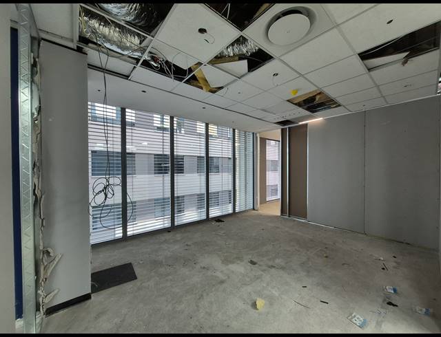 695M² OFFICE TO LET IN SANDTON CENTRAL